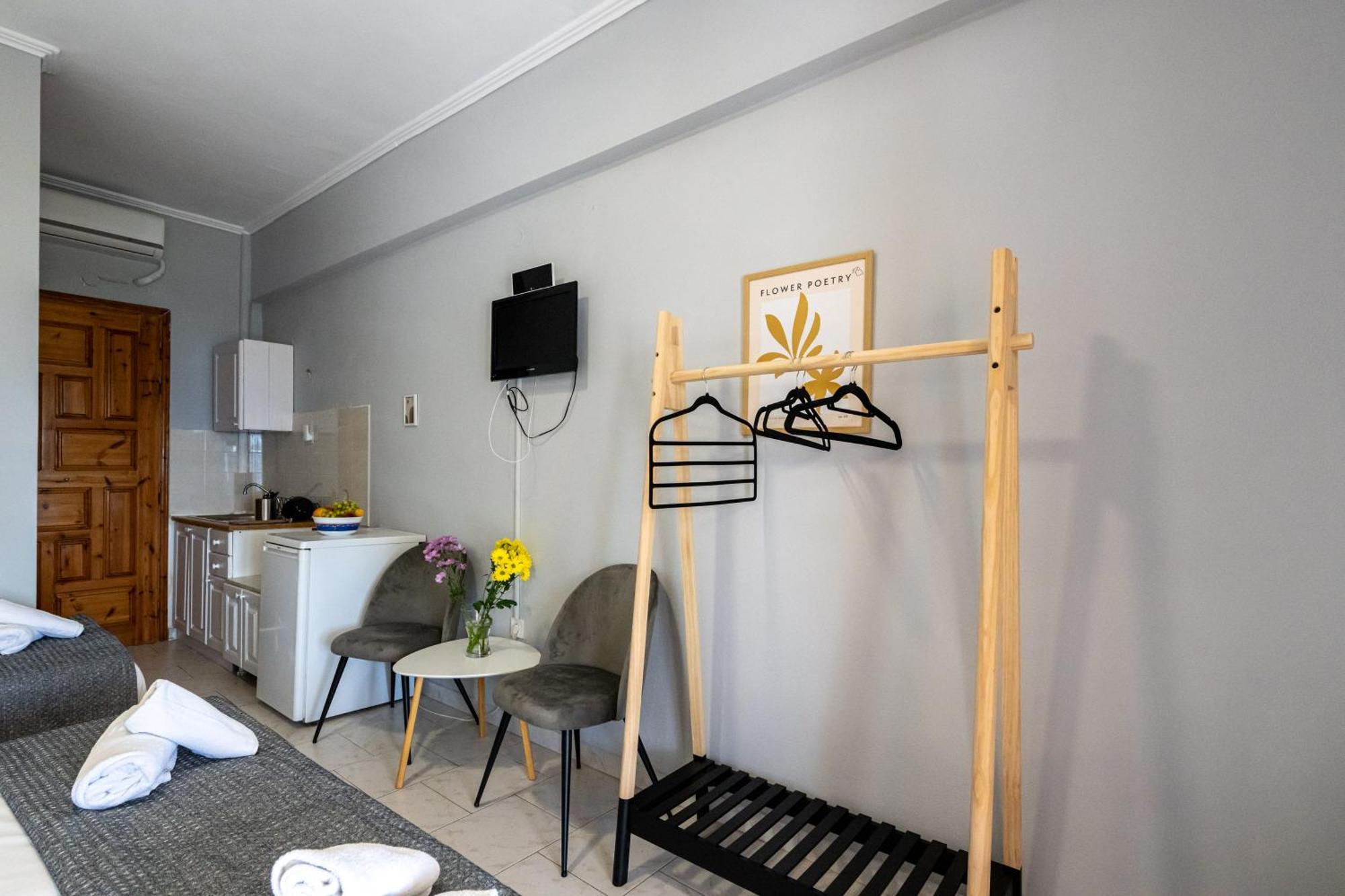 Studios Koukis Kitriai ภายนอก รูปภาพ