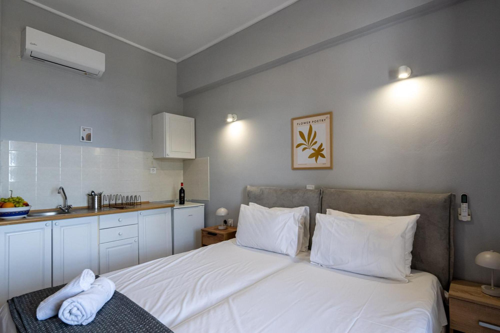 Studios Koukis Kitriai ภายนอก รูปภาพ